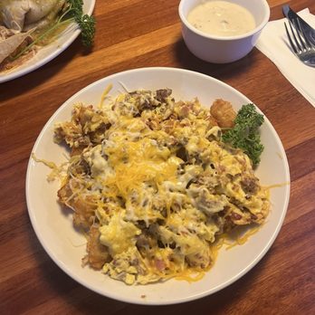 Early Birds Cafe - loaded tater tot bowl - Breakfast & Brunch Near Me - Fresno, California Early Birds Cafe - loaded tater tot bowl - Breakfast & Brunch Near Me - Fresno, California