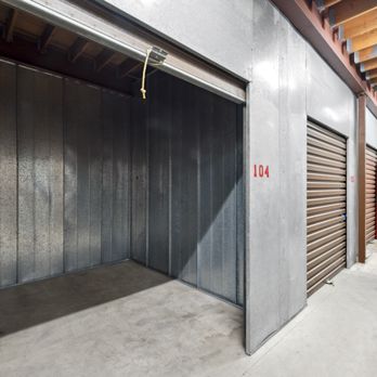 Extra Storage Burbank - Self Storage Near Me - Burbank, California Extra Storage Burbank - Self Storage Near Me - Burbank, California