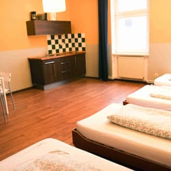 The Sunflower Hostel - Studio Apartment with Kitchen