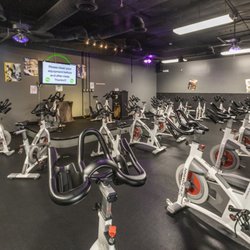 MUV Fitness Lexington - MUV Fitness Gym in Lexington Group Fitness Studio for Cycling