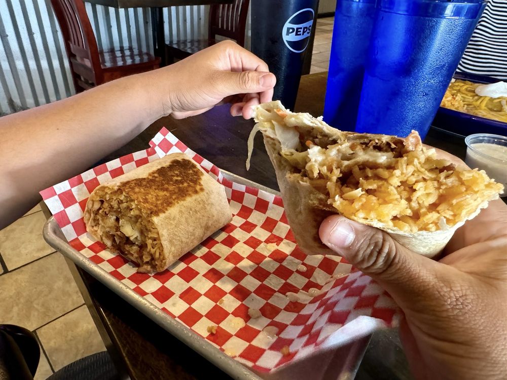 Armando's Taco & Pasta Shop