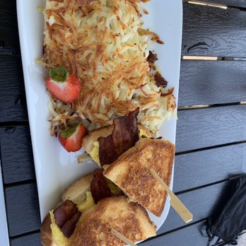 Waypoint Cafe - Breakfast sandwich with hash brown option - American Near Me - Camarillo, California Waypoint Cafe - Breakfast sandwich with hash brown option - American Near Me - Camarillo, California