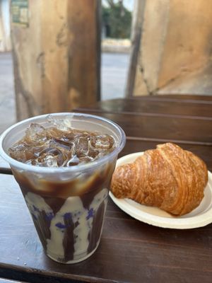 Kusafiri Coffee Shop & Bakery by null