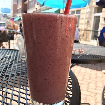 Le Peep Breakfast & Lunch - Chuck Berry smoothie - Breakfast & Brunch Near Me - Mount Prospect, Illinois Le Peep Breakfast & Lunch - Chuck Berry smoothie - Breakfast & Brunch Near Me - Mount Prospect, Illinois