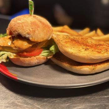 Nando's - Sandwich - Chicken Shop Near Me - Kensington, XGL