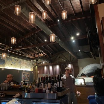 Union Pizzeria-Evanston - Cozy and cool interior vibe - Italian Near Me - Evanston, Illinois