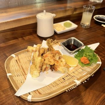 Ichijiku Sushi - Soft shell crab @nhueats_ - Sushi Bars Near Me - Houston, Texas Ichijiku Sushi - Soft shell crab @nhueats_ - Sushi Bars Near Me - Houston, Texas
