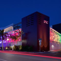 IPIC Theaters