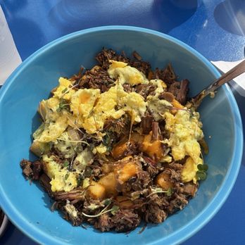 Leeland House - Brisket Hash - Breakfast & Brunch Near Me - Houston, Texas