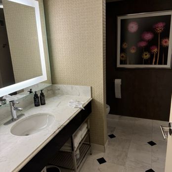 Mgm Grand - Bathroom - Hotels Near Me - San Gabriel, California Mgm Grand - Bathroom - Hotels Near Me - San Gabriel, California