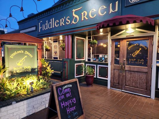 Fiddlers Green Irish Pub & Eatery by null