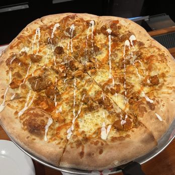 Vinnie’s Pies - Buffalo Chicken Pizza - Pizza Near Me - Fort Smith, Arkansas