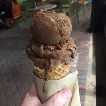 Kilwins Ice Cream - Chocolate - Fudge - Double chocolate peanut butter!!! - Chocolatiers & Shops Near Me - Delray Beach, Florida Kilwins Ice Cream - Chocolate - Fudge - Double chocolate peanut butter!!! - Chocolatiers & Shops Near Me - Delray Beach, Florida