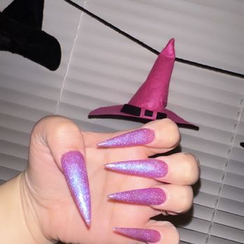 Hi-Tech Nails & Spa By NC - Stiletto, full set - Nail Salons Near Me - Turlock, California