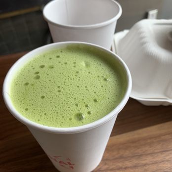 SIGNAL Coffee Roasters - Matcha latte with almond milk - Coffee Roasteries Near Me - Alameda, California