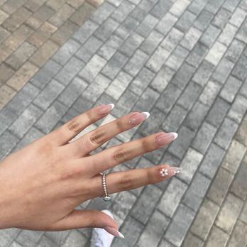 Dazzling nail lounge - FULL SET WITH ROSY! - Nail Salons Near Me - Palmetto Bay, Florida