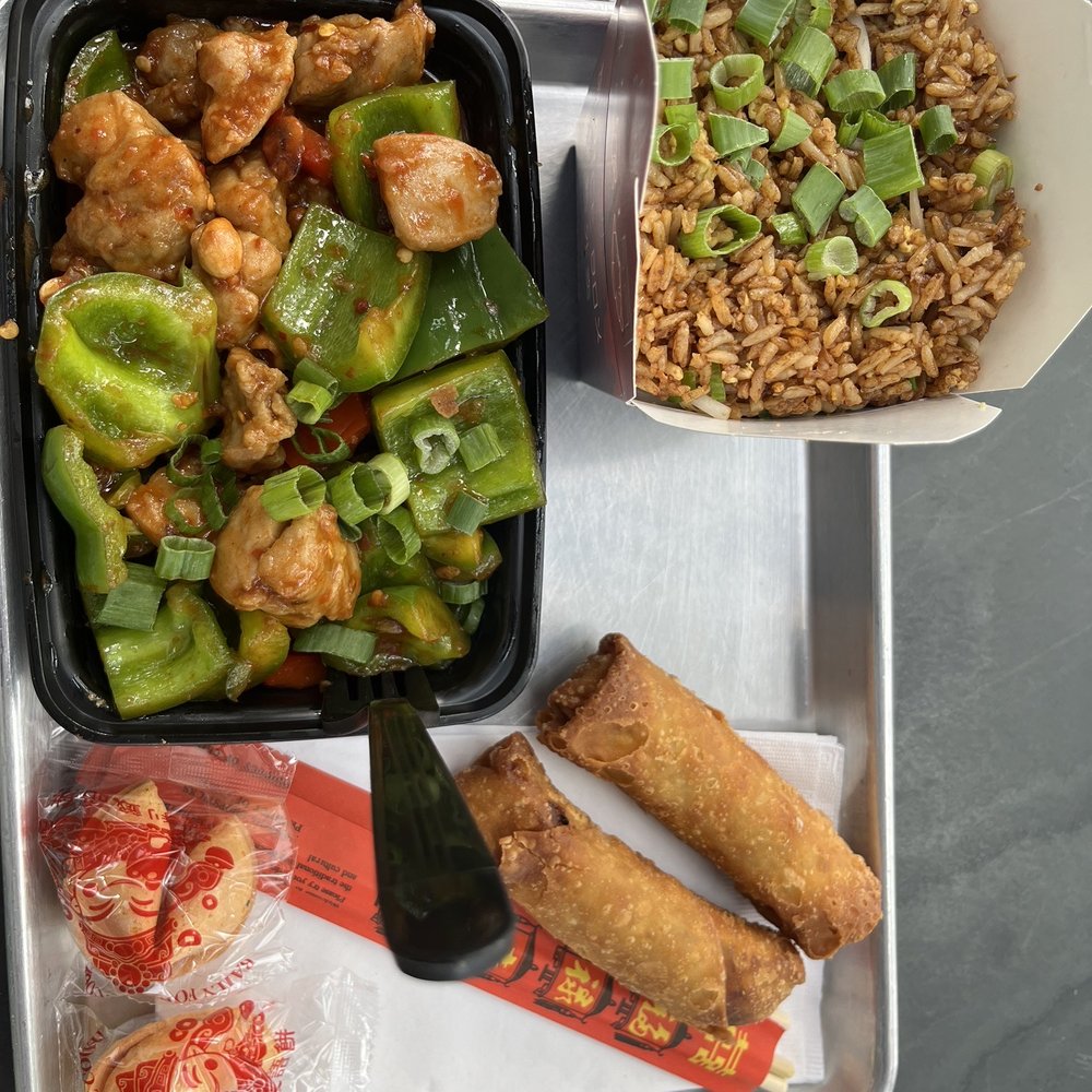 The Rice Box - $18 meal Kung Pao Chicken comes with white rice and 1 egg roll- $2 up charge for fried rice .. 6/10 .. egg roll was 10/10 - Chinese Near Me - Houston, Texas The Rice Box - $18 meal Kung Pao Chicken comes with white rice and 1 egg roll- $2 up charge for fried rice .. 6/10 .. egg roll was 10/10 - Chinese Near Me - Houston, Texas