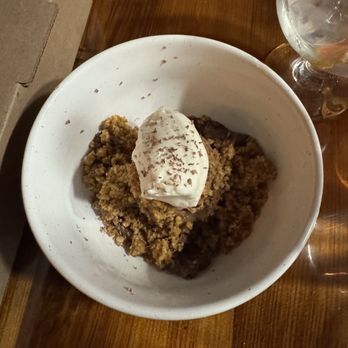 Bardea Food & Drink - Pop's Pudding Pie - Bars Near Me - Wilmington, Delaware