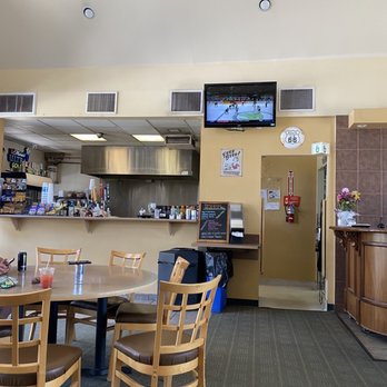 Cresta Verde Golf Course - Restaurant - Golf Near Me - Corona, California