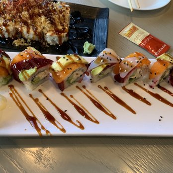 VeggiEAT - Rainbow Roll - Vegetarian Near Me - Henderson, Nevada VeggiEAT - Rainbow Roll - Vegetarian Near Me - Henderson, Nevada
