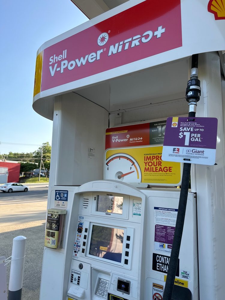 SHELL Updated October 2024 17 Photos & 19 Reviews 11090 Lee Hwy