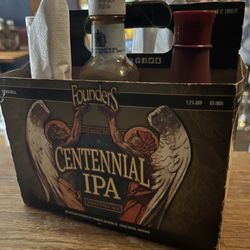 Neat utensil carrier
