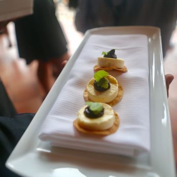 Addison - fromage et fruit - New American Near Me - San Diego, California