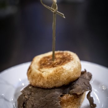 Cedar Brae Golf Club - Delicious sliders on Yorkshire pudding - Golf Near Me - Scarborough, Ontario Cedar Brae Golf Club - Delicious sliders on Yorkshire pudding - Golf Near Me - Scarborough, Ontario