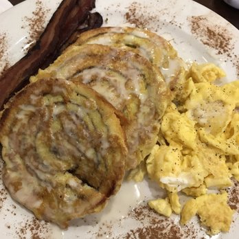 Brunch Cafe-Roselle - Cinnamon roll French toast was good. But didn't come with any thing - Breakfast & Brunch Near Me - Roselle, Illinois