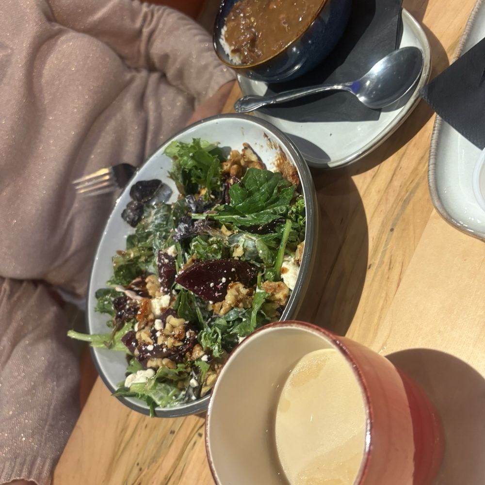 Cibus Chophouse - Beet and Feta Salad and beef stew - American Near Me - Hampton, Virginia