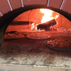 Mangia e Scappa - Al Forno Pizza Oven