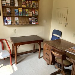 Minneapolis Northwest KOA - Waiting area for laundry- air conditioned