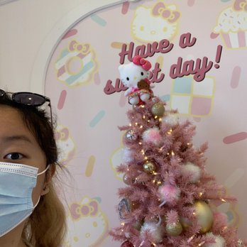 Hello Kitty Cafe - Me - Cafes Near Me - Irvine, California