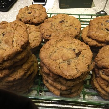 Vesuvio Bakery - Cookies - Bakeries Near Me - New York, New York Vesuvio Bakery - Cookies - Bakeries Near Me - New York, New York