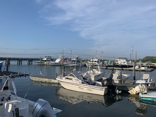 H&H Seafood Market by null