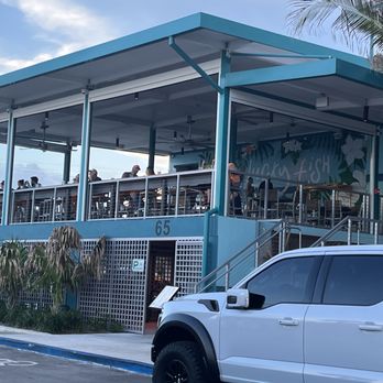 LUCKY FISH - Updated August 2025 - 173 Photos & 88 Reviews - 65 N Beach