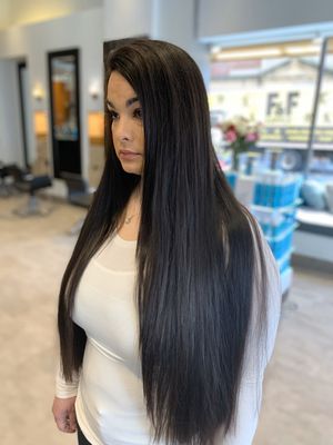 Lovella Salon by null