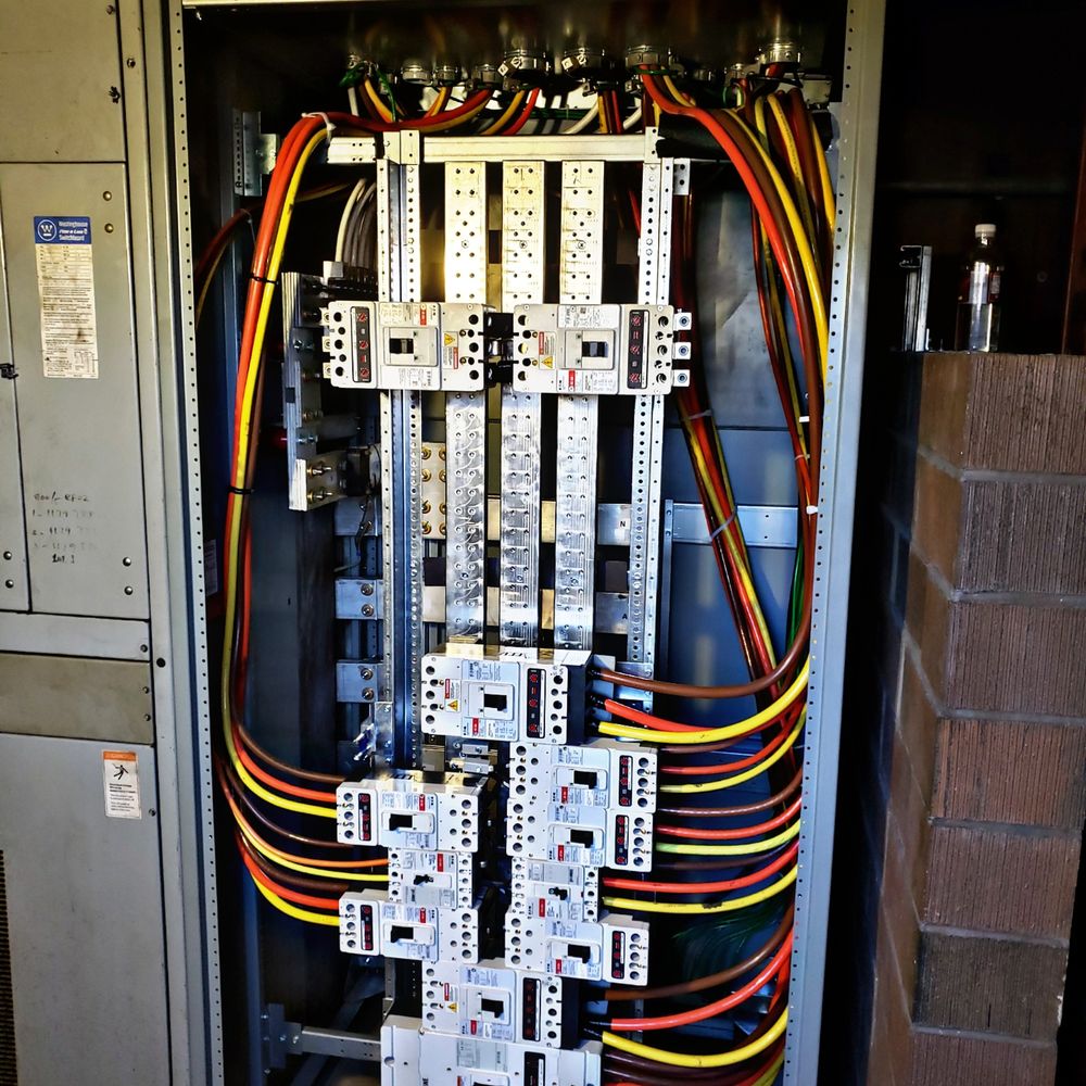 Slide of Avila Electrical