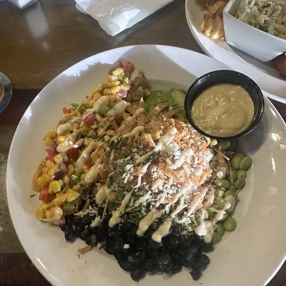 Willy McCoys- Chaska - Elote Bowl - American Near Me - Chaska, Minnesota