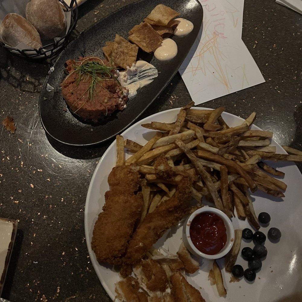 SURV Restaurant - Wine Bars Near Me - Easton, Pennsylvania