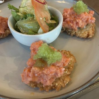 Yuzu Sushi - Spicy Tuna with Rice Biscuit and Side Salad - Japanese Near Me - Chamblee, Georgia