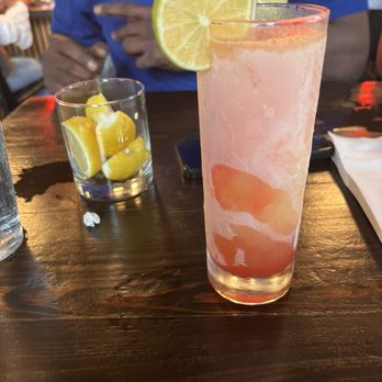 Morrow's - Pretty Peach Cosmo - Cajun/Creole Near Me - New Orleans, Louisiana