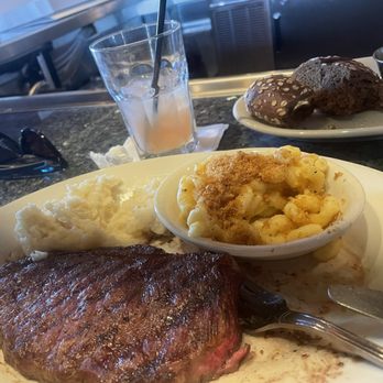 Black Angus Steakhouse - Steakhouses Near Me - Chandler, Arizona