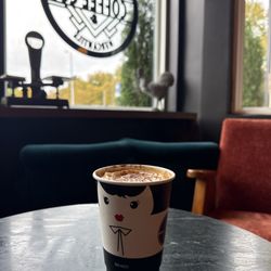 Beacon Coffee Co. & Mercantile - Apple de Leche