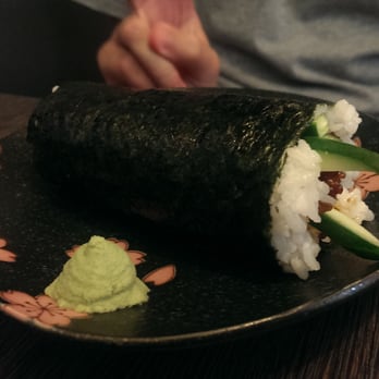Kanzo Fresh Sushi - Teriyaki chicken and cucumber hand roll - Sushi Bars Near Me - Parramatta, NSW