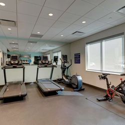 Tru by Hilton Raleigh Garner - Health club  fitness center  gym