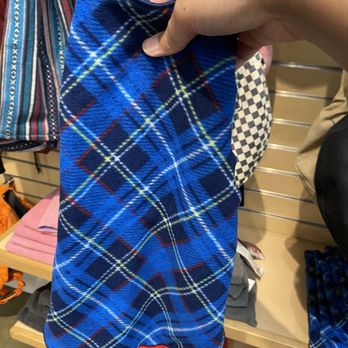 Bow Wow Meow - Menlo Park - Cute clothes!!!! - Pet Groomers Near Me - Menlo Park, California Bow Wow Meow - Menlo Park - Cute clothes!!!! - Pet Groomers Near Me - Menlo Park, California