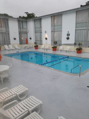 The Midtown Hotel by null