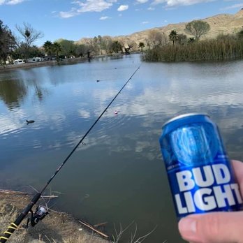 Fisherman's Retreat - March 2021. Clean lake - Fishing Near Me - Redlands, California Fisherman's Retreat - March 2021. Clean lake - Fishing Near Me - Redlands, California