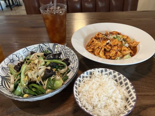 Gigi's Chinese Cuisine by null